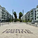 Lejlighed 2-bedroom With Terrace And Garage *