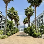 2-bedroom With Terrace And Garage La Seyne-sur-Mer