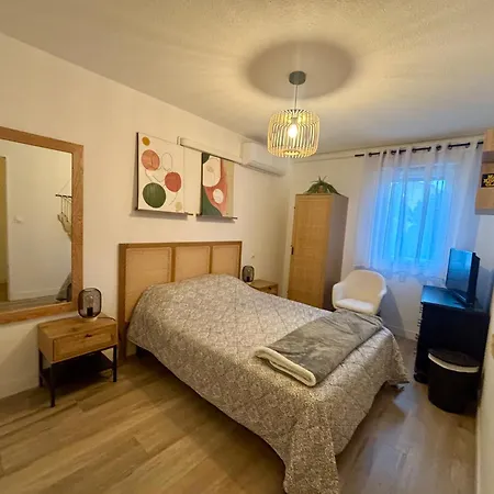 2-bedroom With Terrace And Garage Lejlighed